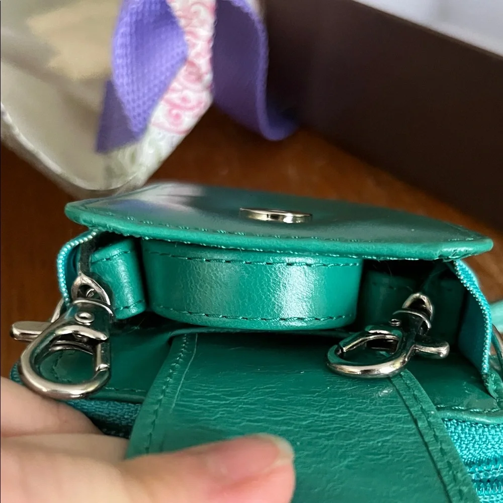 Green Phone Wallet